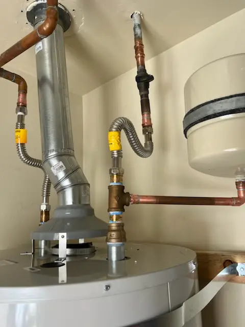 Water heater installation and plumbing repair in Reading Highlands